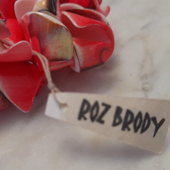 Light Blue Shell and Stone Necklace/ Coral coloured Shell Stretch Bracelet - Picture 4 of 14